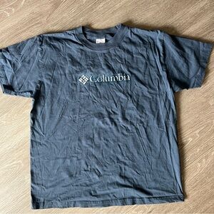 Columbia Men's 90’s logo t-shirt sz L